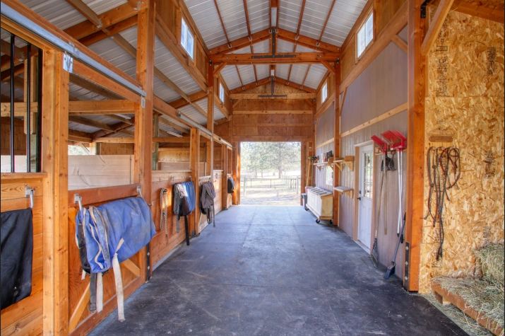 Barn interior. Clean and appealing.